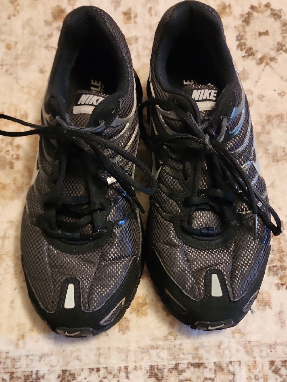 Nike Men's Torch 4, Size 10.5, Black Athletic Mesh - Picture 4 of 7